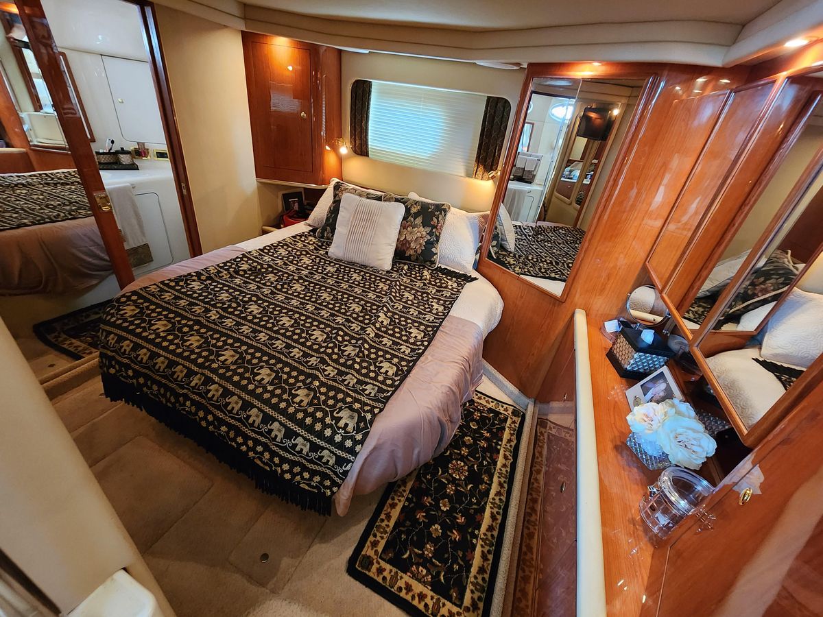 1999 Sea Ray 42 
