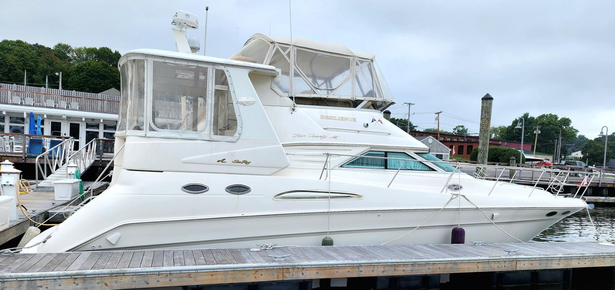 1999 Sea Ray 42 