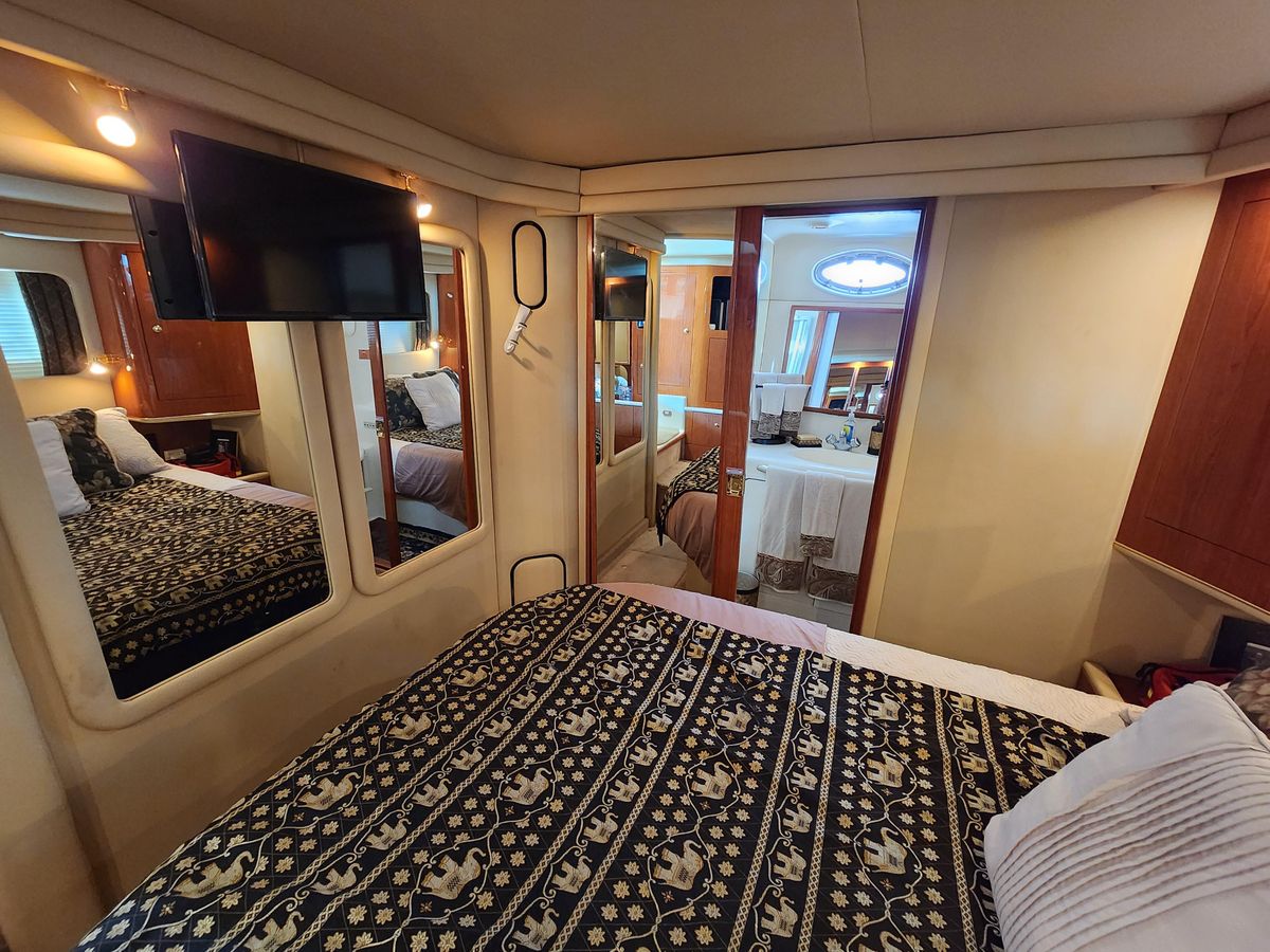 1999 Sea Ray 42 
