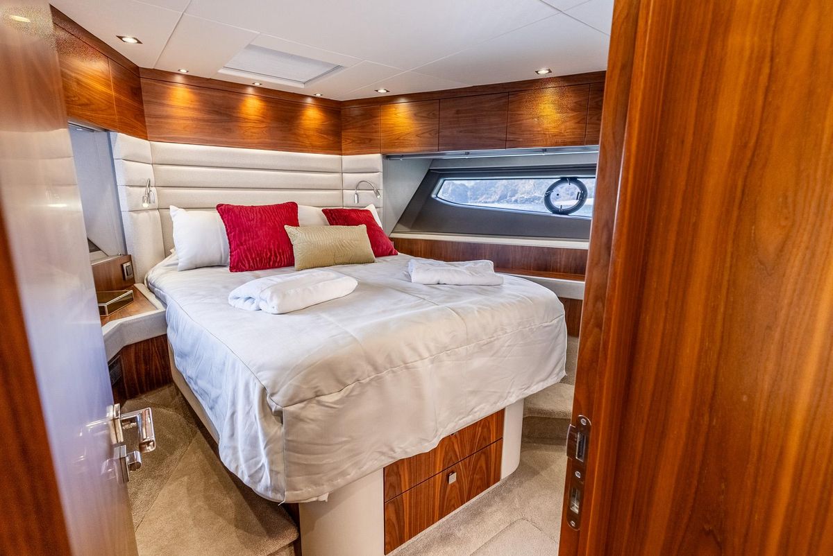 2018 Sunseeker 67 