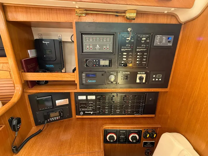  Yacht Photos Pics Control panel of a 2005 Catalina 470 yacht with navigation and communication equipment.