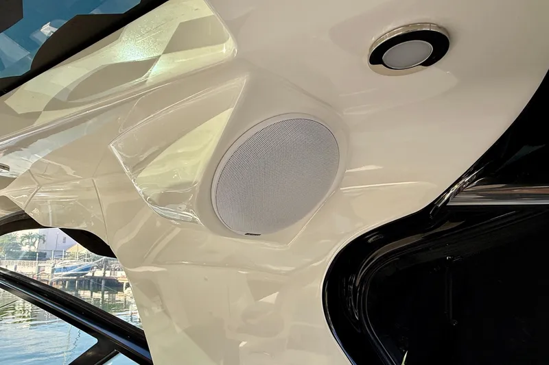  Yacht Photos Pics 2022 Sea Ray Sundancer 370 Outboard interior with speaker and light detail.