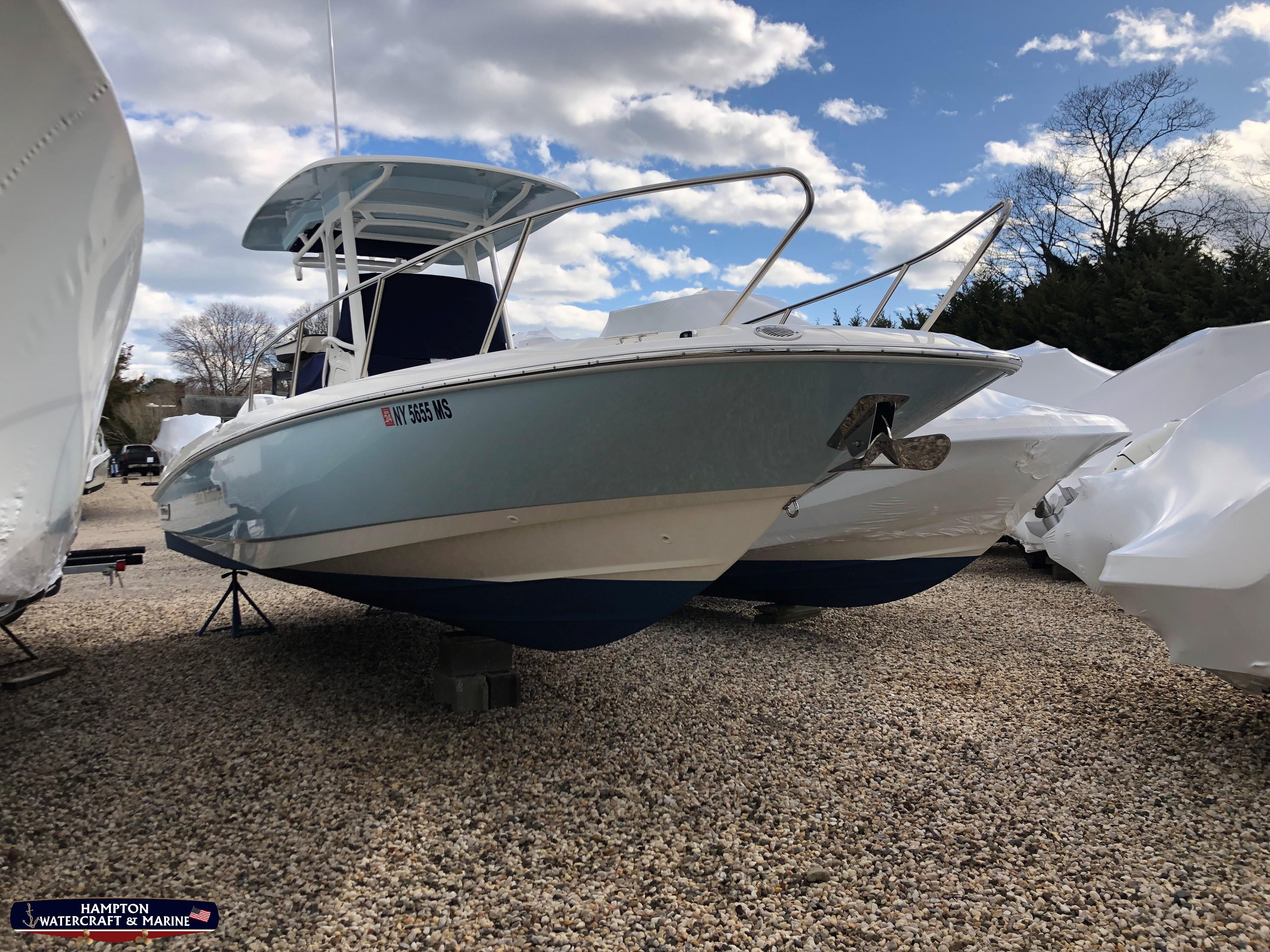 2021 Boston Whaler 270 Dauntless Centre Console for sale YachtWorld
