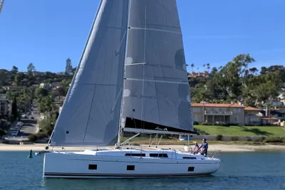 Hanse 418