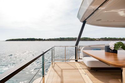 Yacht