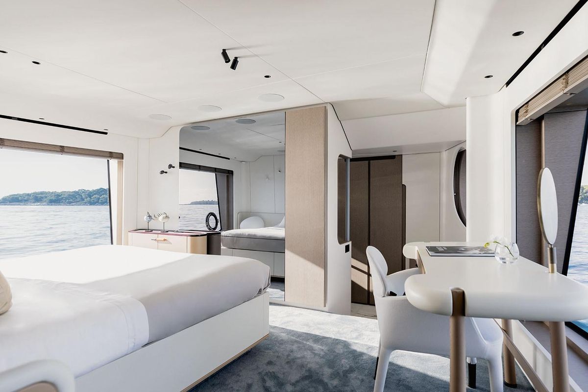 2025 Azimut 85 