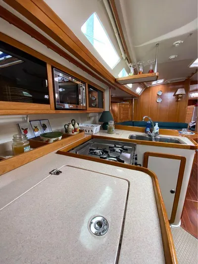 Maria Ann II Yacht Photos Pics Galley