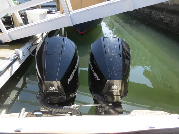  Yacht Photos Pics Actual Boat