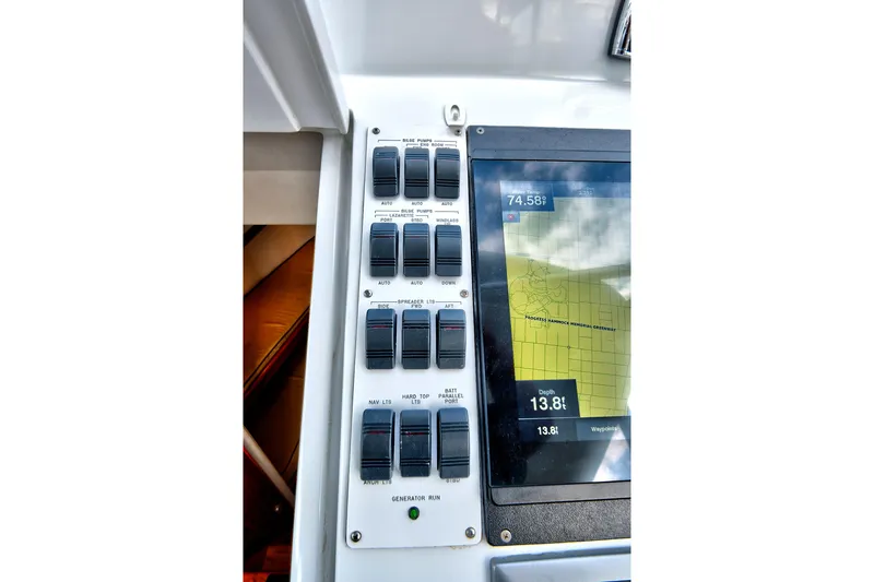 "double Down" Yacht Photos Pics Control panel and navigation screen on a 2014 Release Walkaround boat.