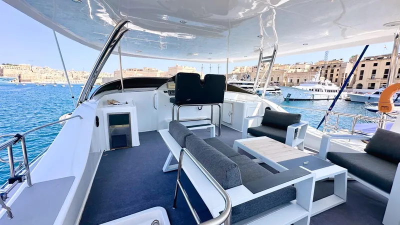 Ataraxis Yacht Photos Pics 