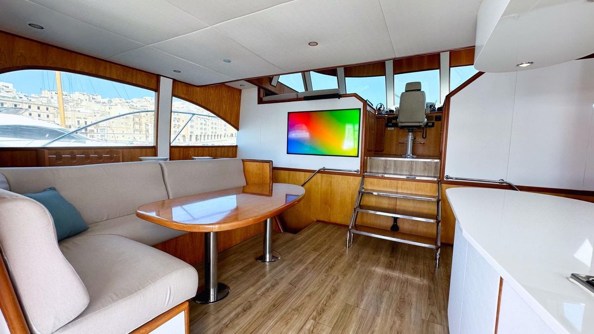 2004 Maxim Yachts 62 