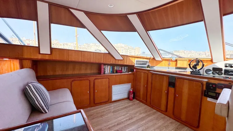 Ataraxis Yacht Photos Pics 