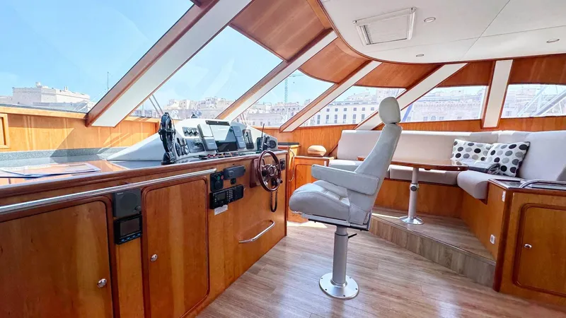 Ataraxis Yacht Photos Pics 