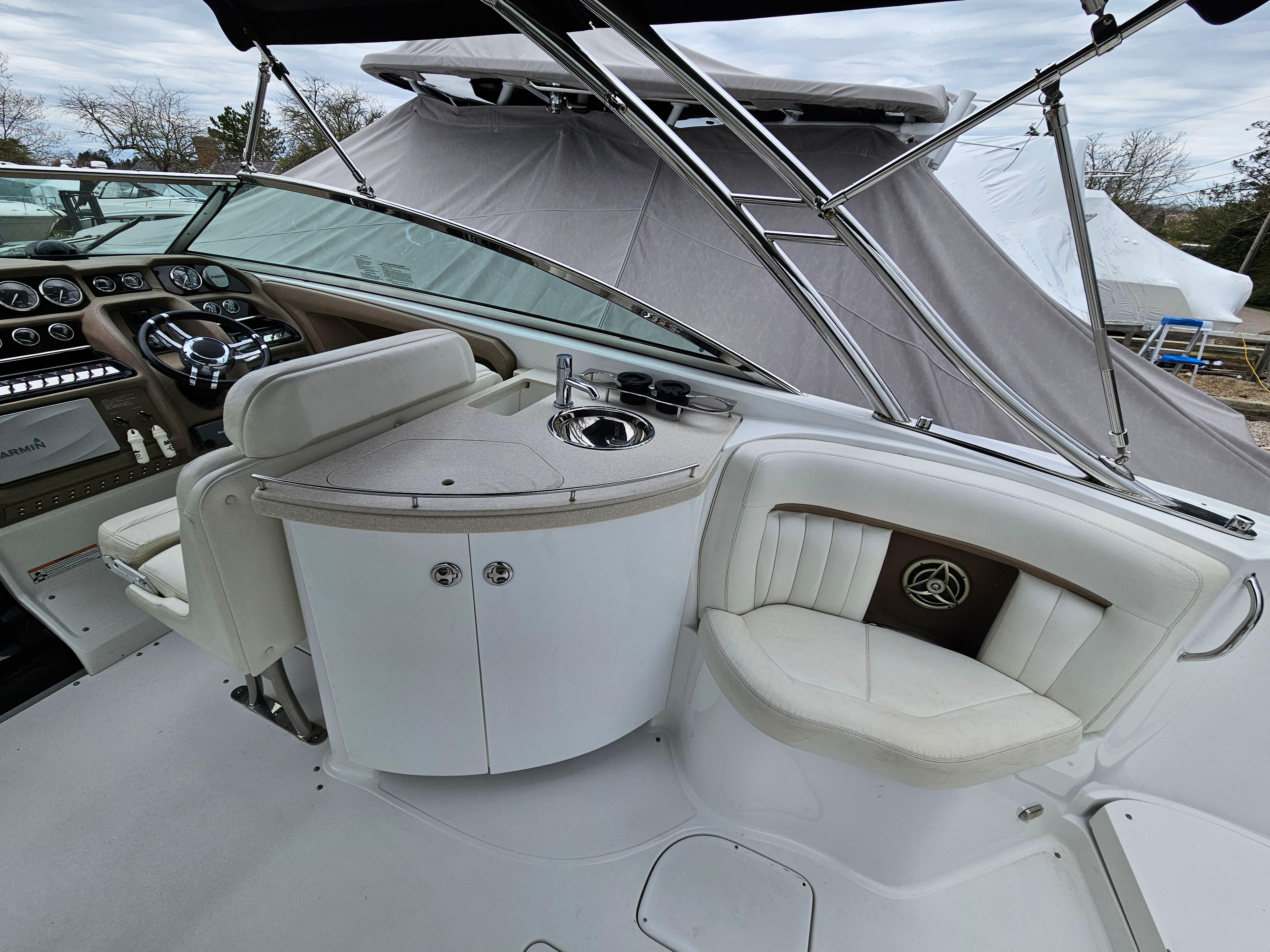 2007 Cobalt 323 Cruiser for sale YachtWorld