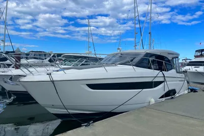 Bavaria R40 Coupe