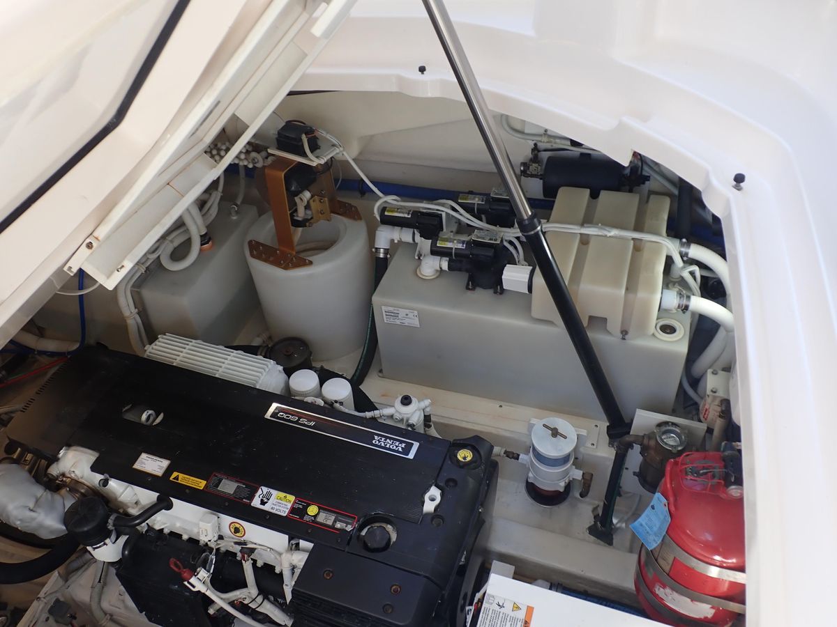 2009 Tiara Yachts 43 