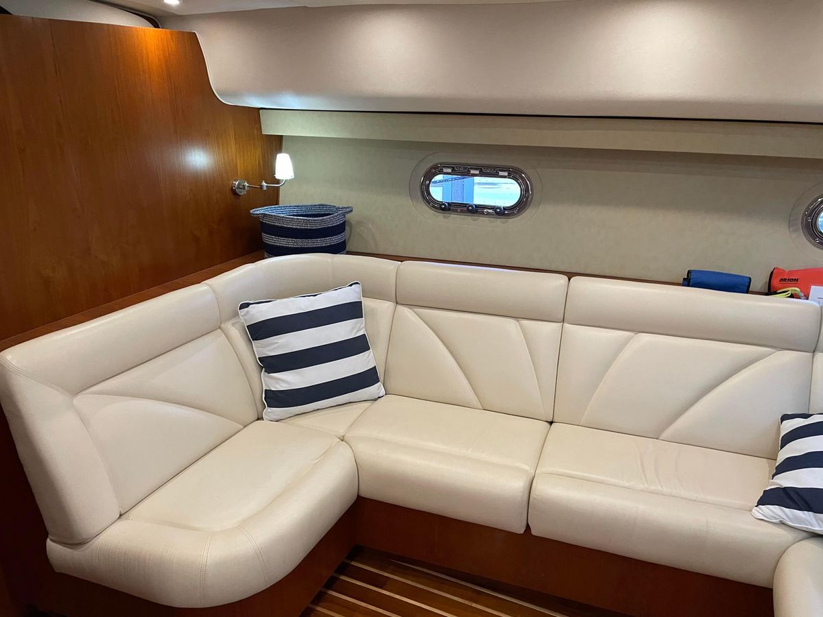 2009 Tiara Yachts 43 