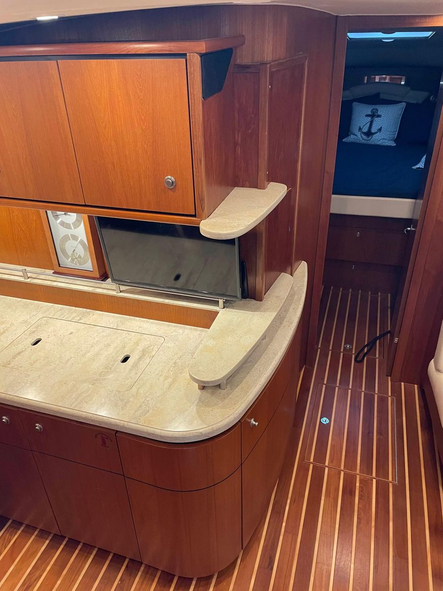 2009 Tiara Yachts 43 