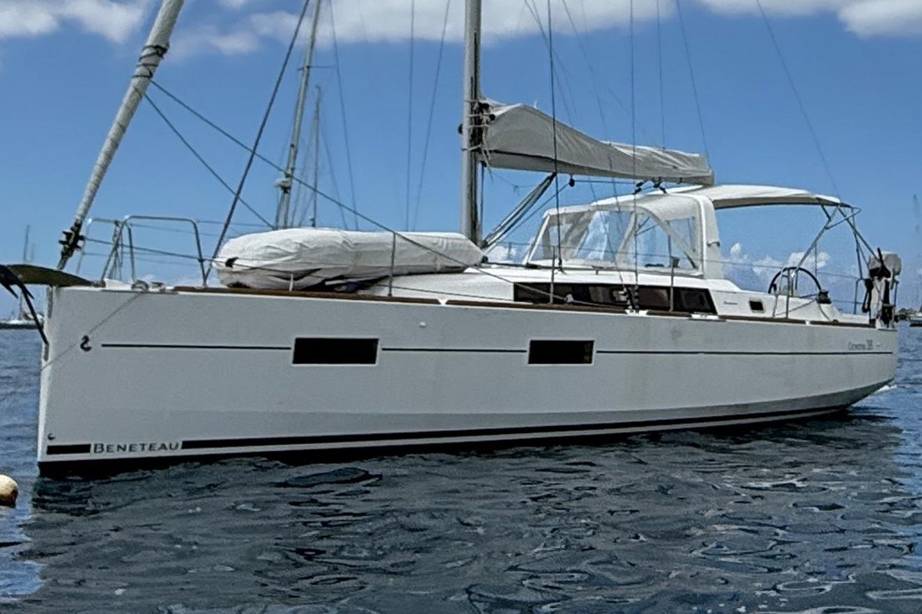 Beneteau Oceanis 38