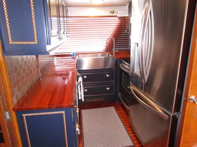 My Alibi Yacht Photos Pics Galley