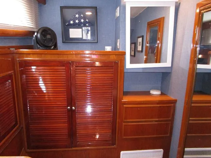 My Alibi Yacht Photos Pics Twin cabin looking forward