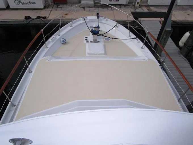 My Alibi Yacht Photos Pics Bow area