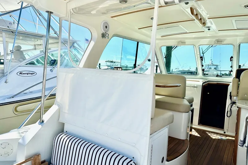 Steel'n Time Yacht Photos Pics Looking Forward