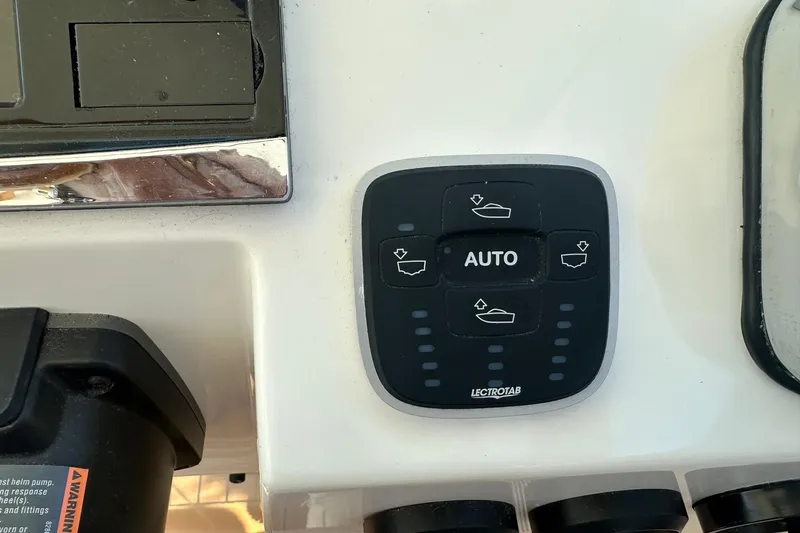 Steel'n Time Yacht Photos Pics Automatic Trim Tabs