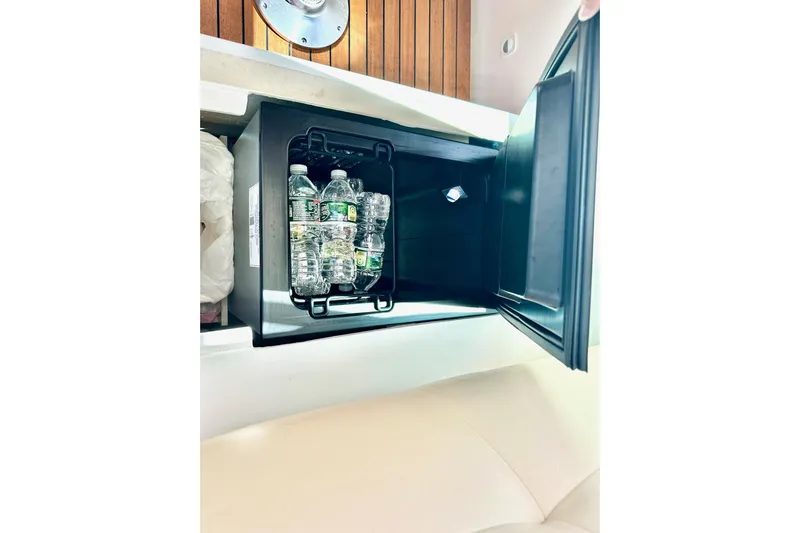 Steel'n Time Yacht Photos Pics Helm Deck Freezer Under Dinette