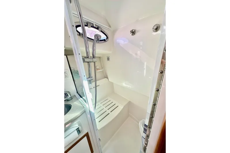 Steel'n Time Yacht Photos Pics Enclosed Shower