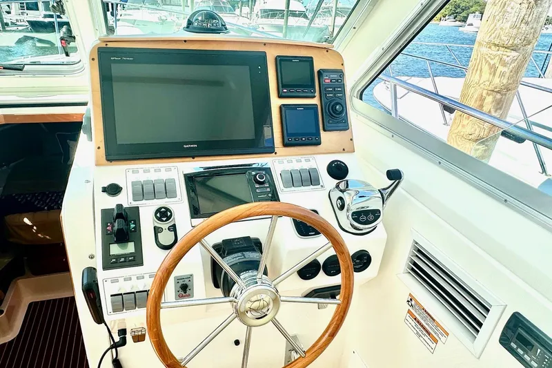 Steel'n Time Yacht Photos Pics Helm