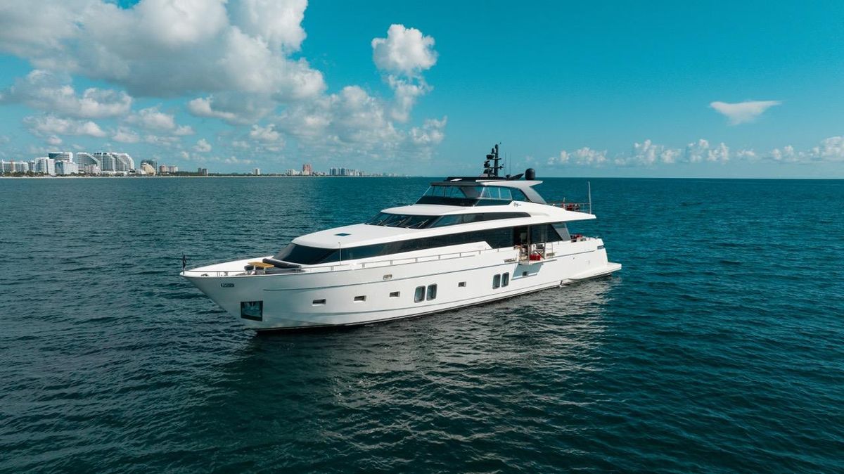 2018 Sanlorenzo 106 