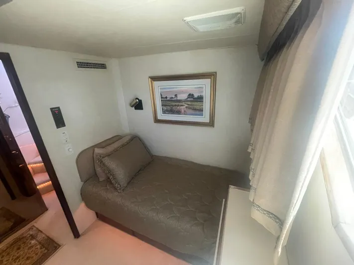 Gentle Ben Yacht Photos Pics 