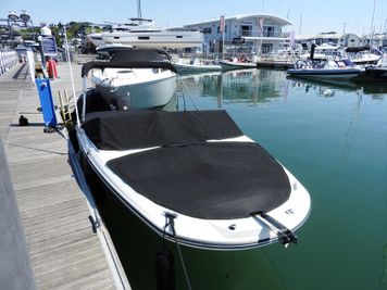 Sea Ray 190 SPX OB