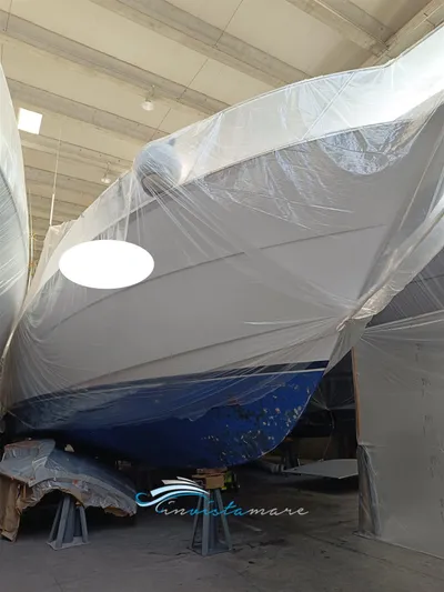  Yacht Photos Pics Hatteras 50 rimessaggio 1