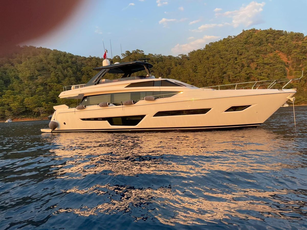 2023 Ferretti Yachts 78 