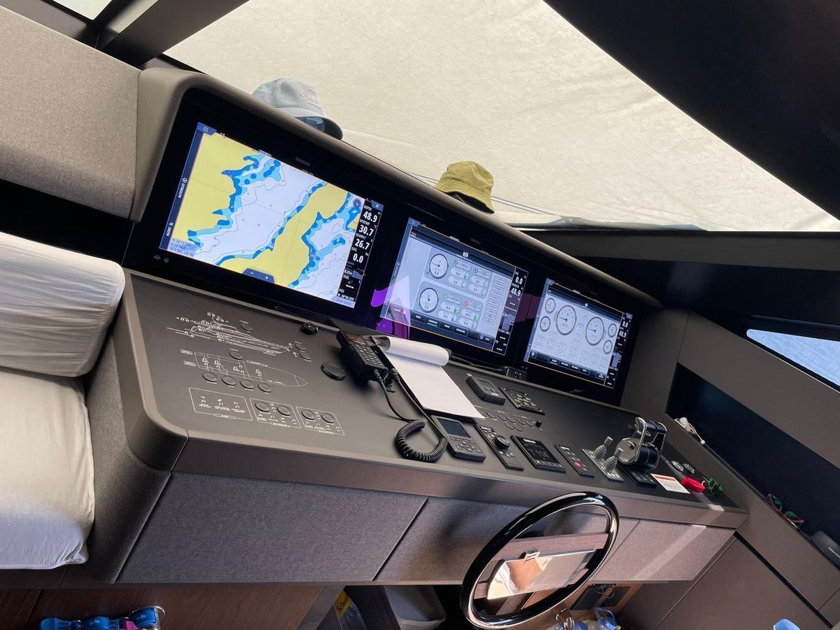 2023 Ferretti Yachts 78 