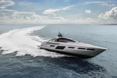 Pershing 7X