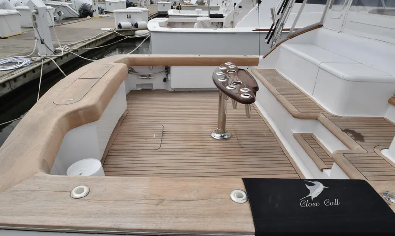 Close Call Yacht Photos Pics Cockpit