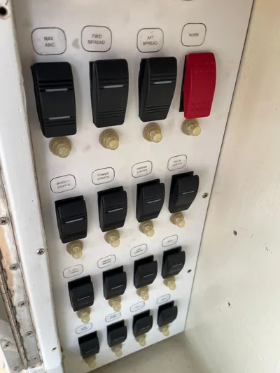 Close Call Yacht Photos Pics Switches Under Helm