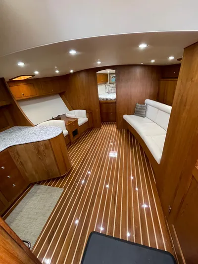 Close Call Yacht Photos Pics Below Looking Forward