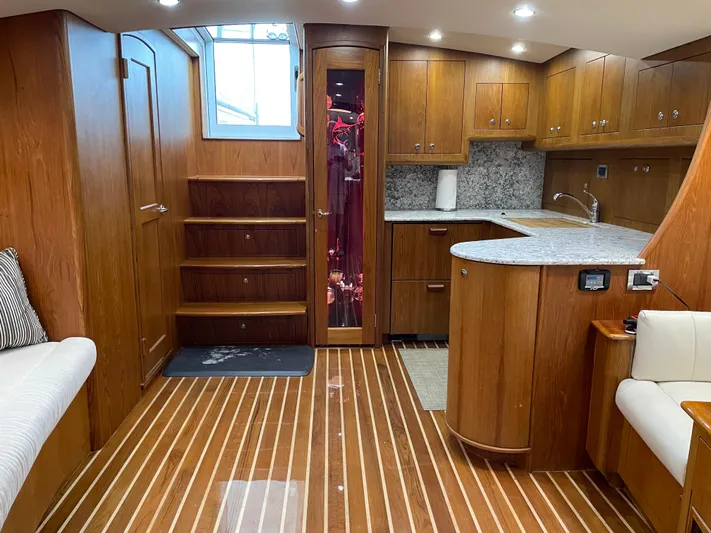 Close Call Yacht Photos Pics Below Looking Aft