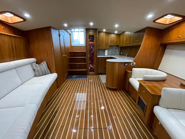 Close Call Yacht Photos Pics Below Looking Aft