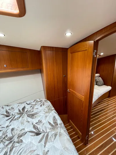 Close Call Yacht Photos Pics Master Storage Locker