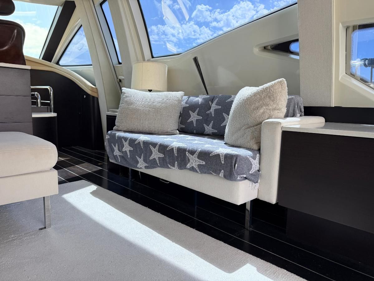 2006 Azimut 88 