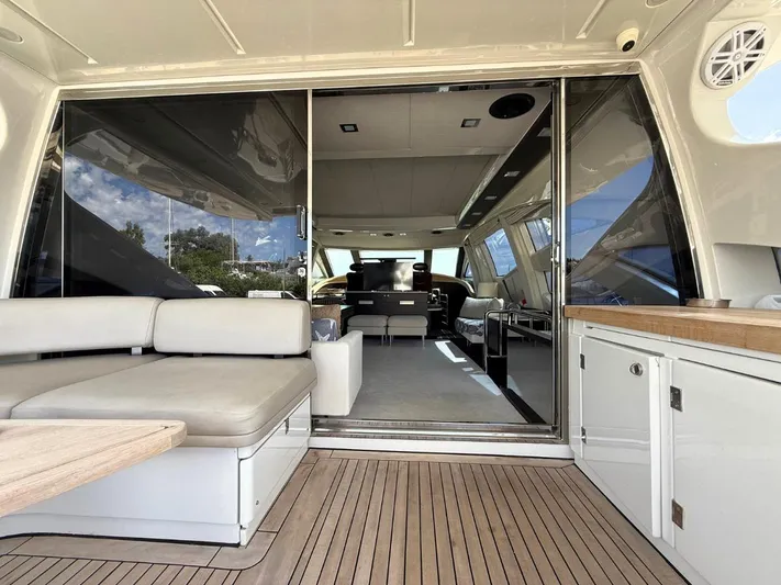  Yacht Photos Pics Luxurious interior of 2006 Azimut 86S yacht with spacious seating and modern design.