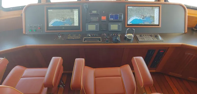 Allseas Yacht Photos Pics Allseas Expedition 92 2016 yacht bridge with navigation screens and control panels.