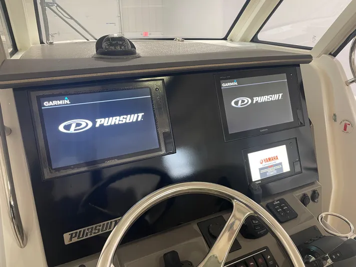 Slack Tide Yacht Photos Pics 