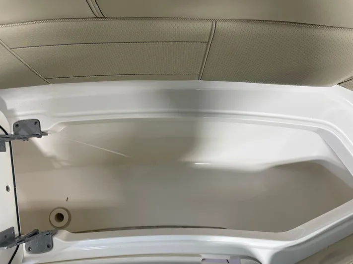 Slack Tide Yacht Photos Pics 