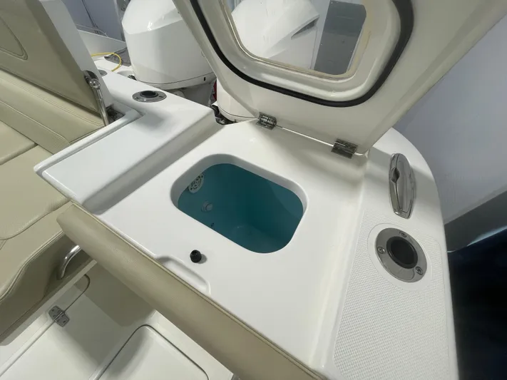 Slack Tide Yacht Photos Pics 